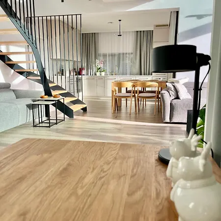 Apartment Dwupoziomowy, Luksusowy Sunny Slope - Szklarska Poreba, Sauna, Widok, Ogrod, Taras, 3 Lazienki, 2 Do 8 Osob Szklarska Poreba